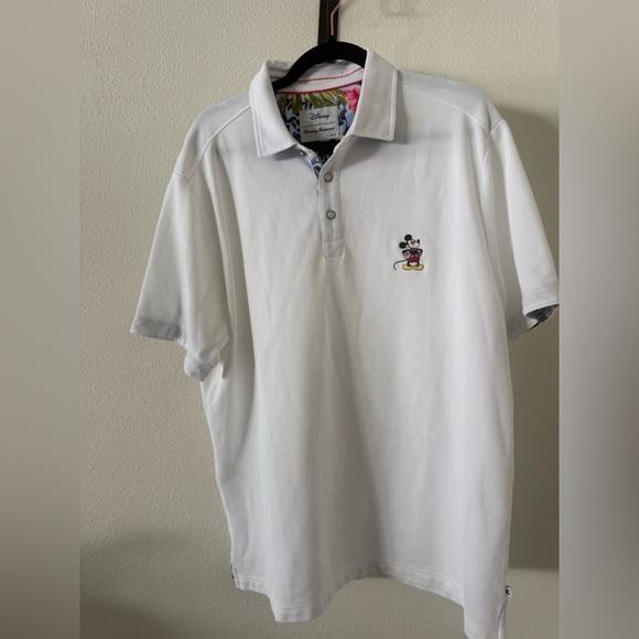Tommy Bahama Men’s Disney Mickey Mouse White Polo - Picture 2 of 8